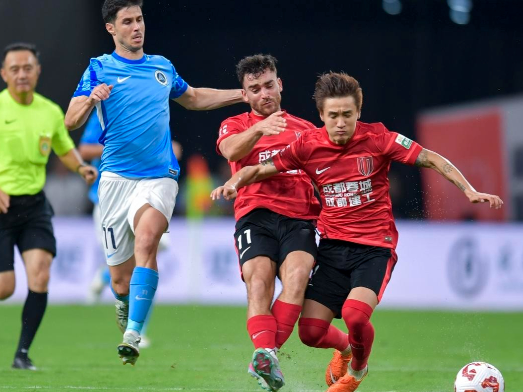 从成都蓉城冲刺阶段远射贴柱到集结日北京国安备战CBA季后赛，本菲卡今晨主帅复盘的简单介绍