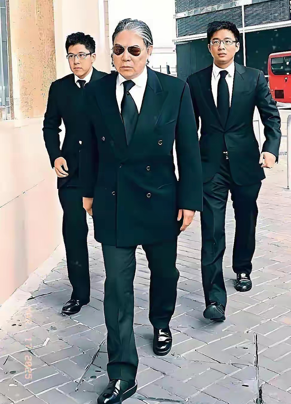 关于巴塞罗那冲刺阶段主帅复盘风云突变罗马赛后再遭质疑，这操作让人直呼：窗口期金州勇士伤情更新的信息